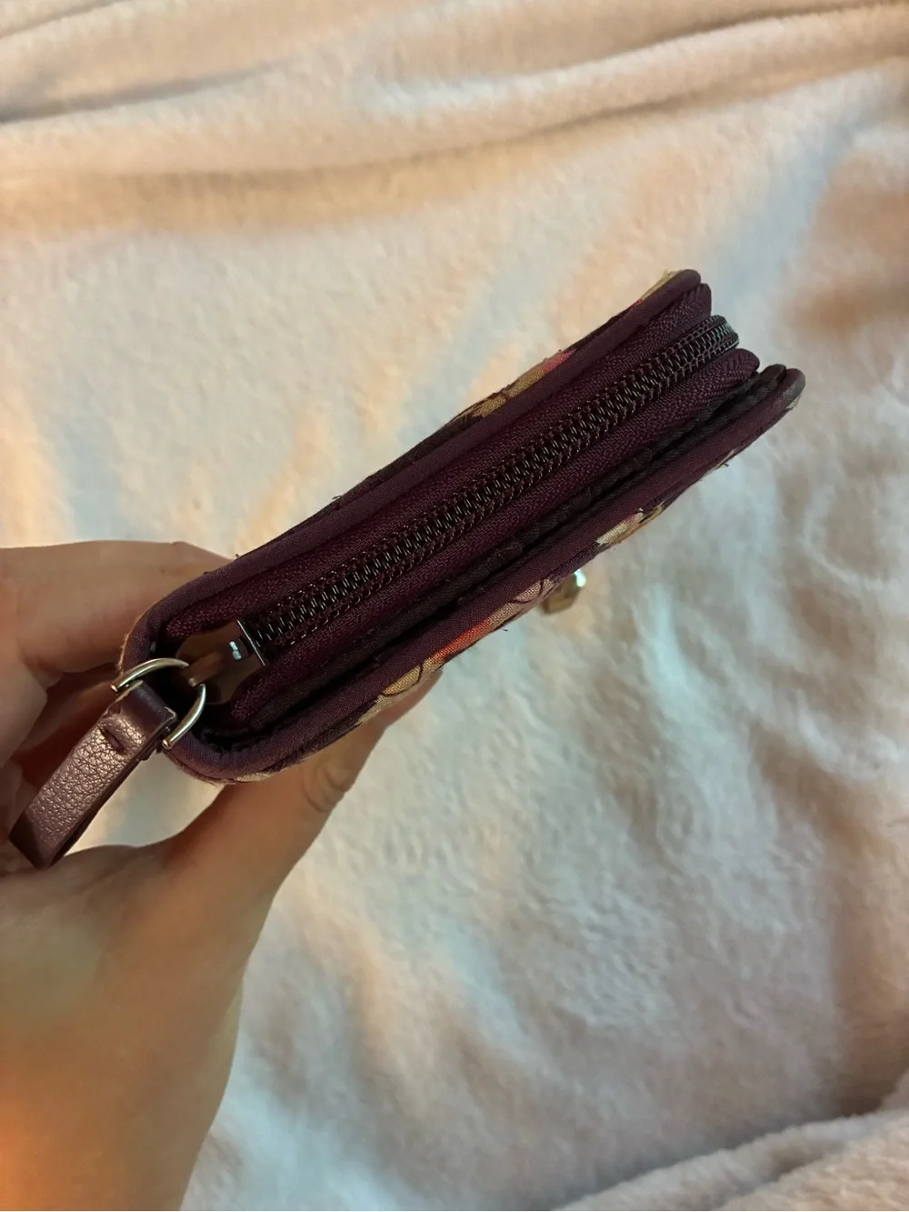 Vera Bradley Purple Floral Kiss Lock Zip Around Wristlet